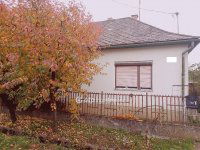 Eladó családi ház