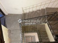Eladó téglalakás, V. kerületben 68 M Ft, 2 szobás