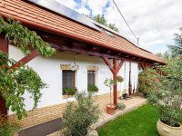 Eladó családi ház