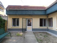 Eladó téglalakás, Szolnokon 40 M Ft, 2+1 szobás