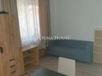 Eladó családi ház, XVIII. kerületben 95 M Ft, 5 szobás