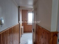 Eladó panellakás, Tatabányán 39.9 M Ft, 3 szobás