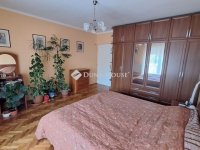 Eladó családi ház, Székesfehérvárott 125 M Ft, 6 szobás