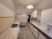 Eladó téglalakás, Nyíregyházán 42.9 M Ft, 3 szobás