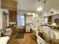 Eladó üzlethelyiség, III. kerületben, Lajos utcában 25 M Ft