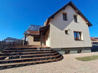 Eladó családi ház, Nemesvámoson 189 M Ft, 4+3 szobás