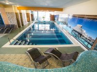 Eladó hotel, Zalakaroson 1450 M Ft / költözzbe.hu
