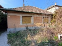 Eladó családi ház, Pécelen 62 M Ft, 5 szobás