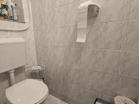 Eladó családi ház, Pécsett 126.9 M Ft, 6 szobás