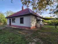 Eladó családi ház, Kecskeméten 24.9 M Ft, 2 szobás