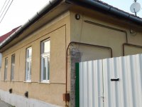Eladó családi ház, Cegléden 60 M Ft, 3 szobás