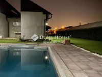 Eladó családi ház, Budakalászon 290 M Ft, 6+2 szobás