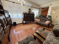 Eladó családi ház, Dunakeszin 190 M Ft, 6 szobás