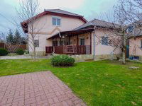 Eladó családi ház, Dunakeszin 229 M Ft, 6+1 szobás