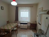 Eladó családi ház, Vámospércsen 32.5 M Ft, 2 szobás