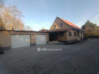 Eladó családi ház, Ráckeresztúron 76.9 M Ft, 5 szobás