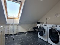 Eladó hotel, Komáromban 675 M Ft, 28 szobás