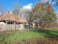 Eladó családi ház, Pilisen 7.5 M Ft, 1+2 szobás