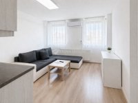 Eladó téglalakás, Szegeden 50.9 M Ft, 3 szobás