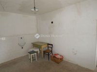 Eladó családi ház, Zalavégen 15.8 M Ft, 2 szobás
