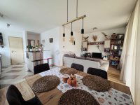 Eladó téglalakás, Pécsett 68.9 M Ft, 3 szobás