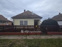 Eladó családi ház, Tetétlenen 17.5 M Ft, 2 szobás