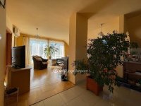 Eladó családi ház, XVIII. kerületben 161.9 M Ft, 7 szobás