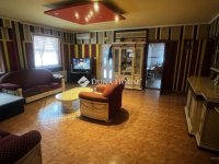 Eladó családi ház, Dunaújvárosban 62.5 M Ft, 6 szobás