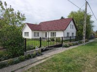 Eladó családi ház, Érden 90 M Ft, 3+2 szobás