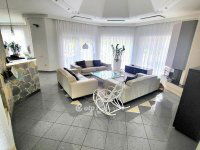 Eladó családi ház, Debrecenben 850 M Ft, 4 szobás