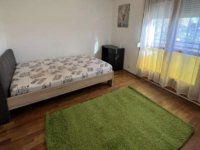 Kiadó panellakás, albérlet, Pécsett, Endresz György utcában