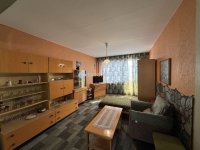 Eladó panellakás, Nyergesújfaluban, Május 1. téren 35.5 M Ft