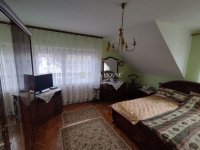 Eladó családi ház, Tatabányán 124.99 M Ft, 8 szobás