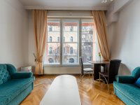 Eladó téglalakás, V. kerületben, Semmelweis utcában 64.89 M Ft