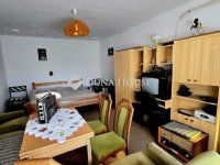 Eladó családi ház, Pécsett 13.9 M Ft, 1 szobás