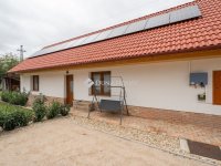Eladó családi ház, Kecskéden 159 M Ft, 6 szobás