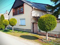 Eladó családi ház, Mosonszentmiklóson 80 M Ft, 5 szobás