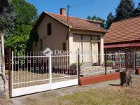 Eladó nyaraló, Lakitelken 19.99 M Ft, 3 szobás