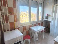 Eladó téglalakás, Szegeden 56 M Ft, 3 szobás