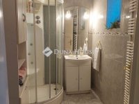 Eladó családi ház, Pécsett 43 M Ft, 3 szobás