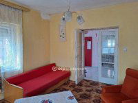 Eladó családi ház, Sándorfalván 55.9 M Ft, 3 szobás