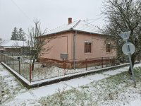 Eladó családi ház