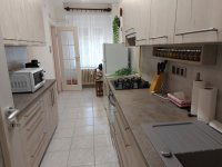 Kiadó téglalakás, albérlet