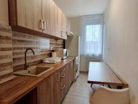 Kiadó téglalakás, albérlet