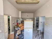 Eladó üzlethelyiség, XX. kerületben 68.9 M Ft