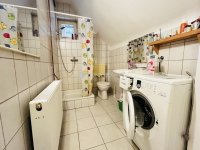 Eladó családi ház, Vecsésen 89 M Ft, 5 szobás