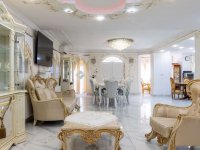 Eladó családi ház, Budakalászon 280 M Ft, 6 szobás