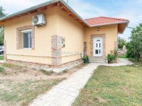 Eladó családi ház, XVII. kerületben 95.9 M Ft, 3 szobás