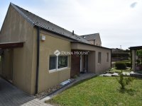Eladó ikerház, Gödöllőn 135 M Ft, 4 szobás