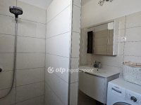 Eladó családi ház, Balatonföldváron 188 M Ft, 6+1 szobás